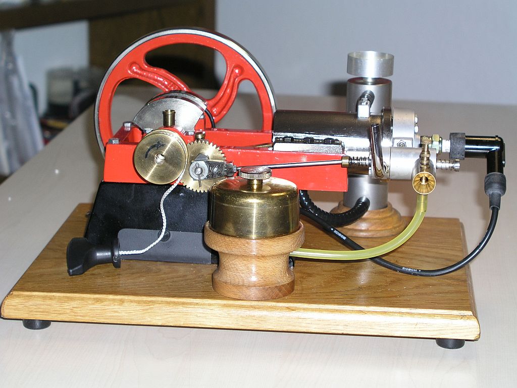 Ottomotor mit Schnüffelventil als Modell